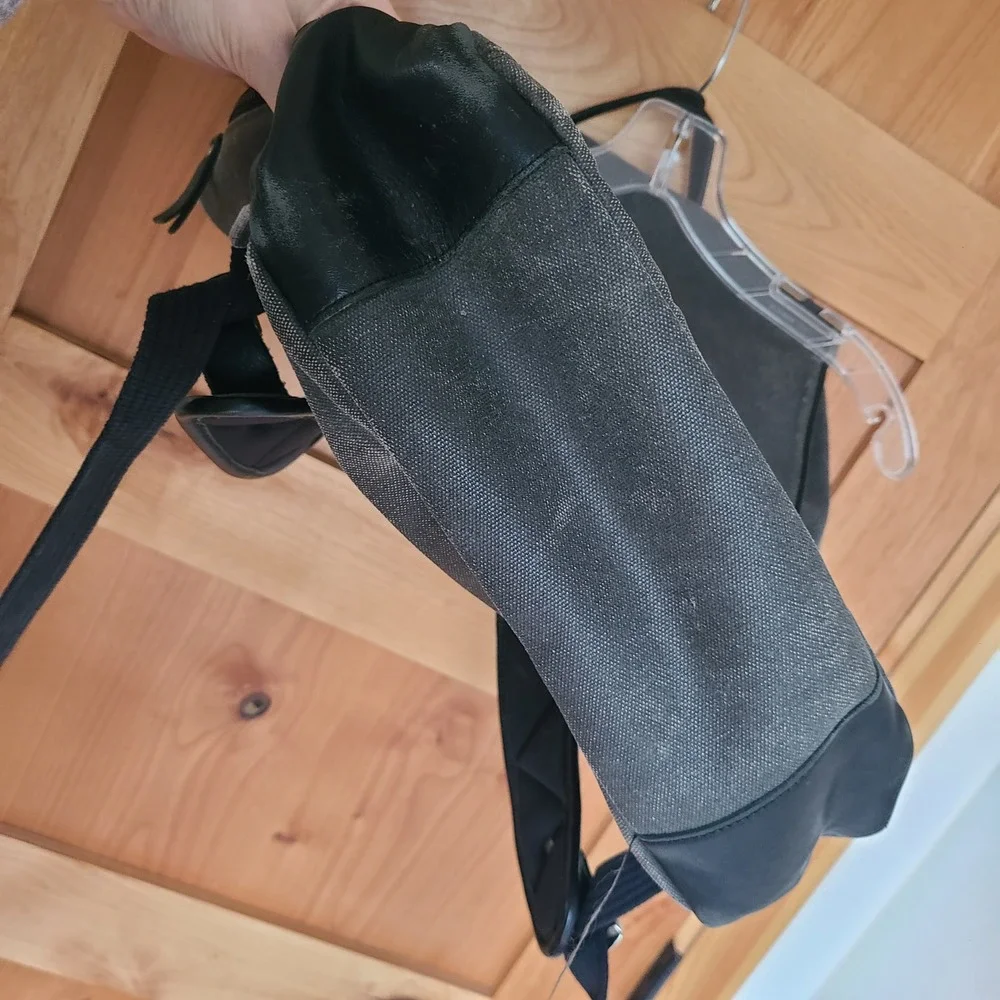 Timbuk2 gray canvas
